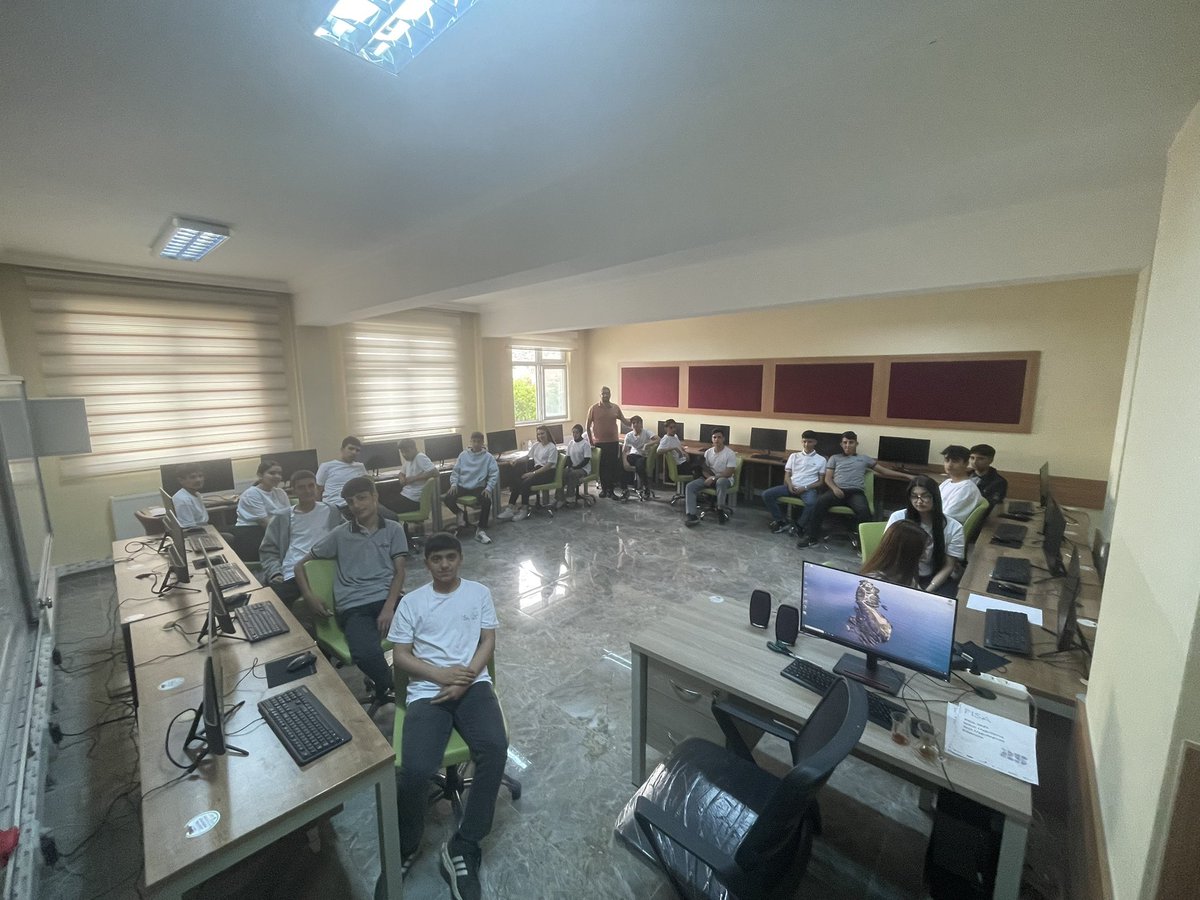 Gurur Duyuyoruz!
Okulumuz Mehmet Akif Ersoy MTAL, ülkemizi temsilen katıldığı PISA 2025 uygulamasını başarıyla tamamladı.
Eğitimde kalite ve kararlılıkla yol almaya devam ediyoruz!

#PISA2025 #EğitimdeBaşarı #MehmetAkifErsoyMTAL #GelecekBizimle