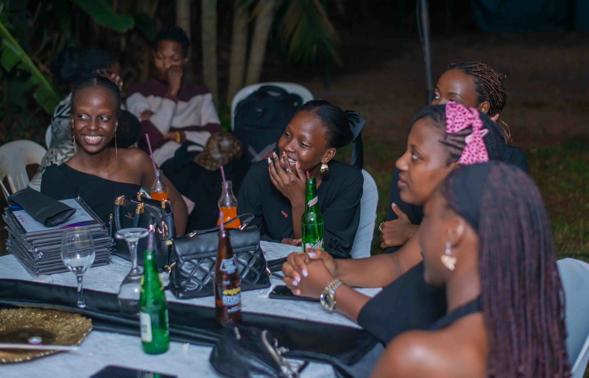 Rotaract_MUK's tweet image. After officiating our P.E as the new president, we delved into fun, music and enjoyment! 😉🎊

#worthwhile 
#celebration 
#installation