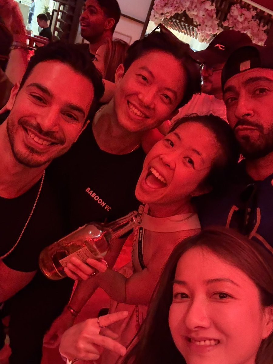 Kate KittyWong 🟦🟣 tweet media