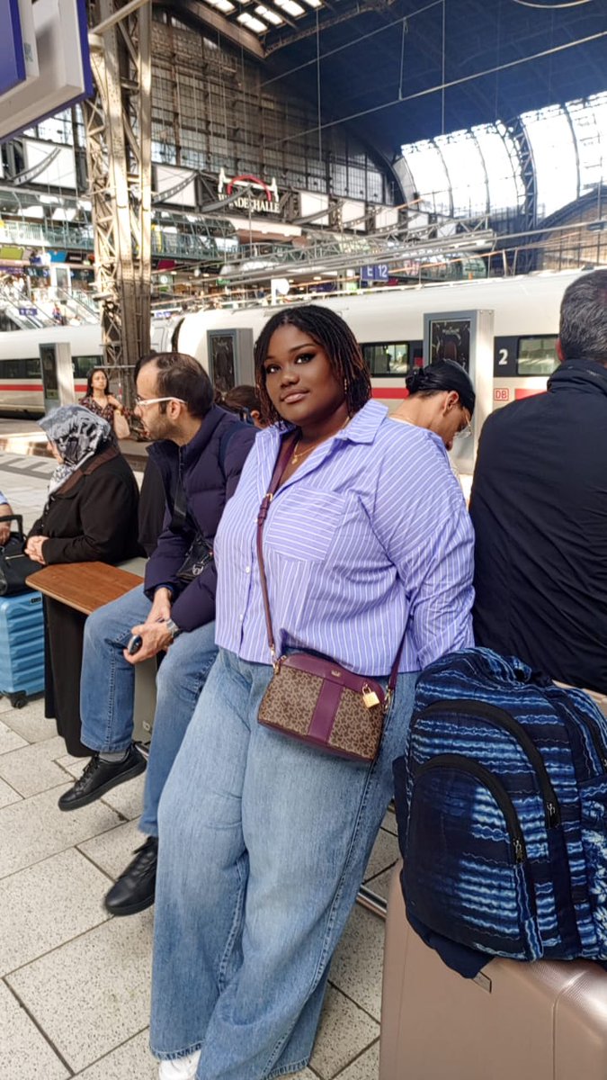 Secka_unique's tweet image. our brand new custom indigo fabric backpack made with  cotton weave craftsmanship,designed to stand out Whether traveling, exploring the city, this  backpack has your back.

Limited pieces. DM to order 

#brandambassador 
#IndigoStyle #HandmadeBackpack  #SustainableFashion