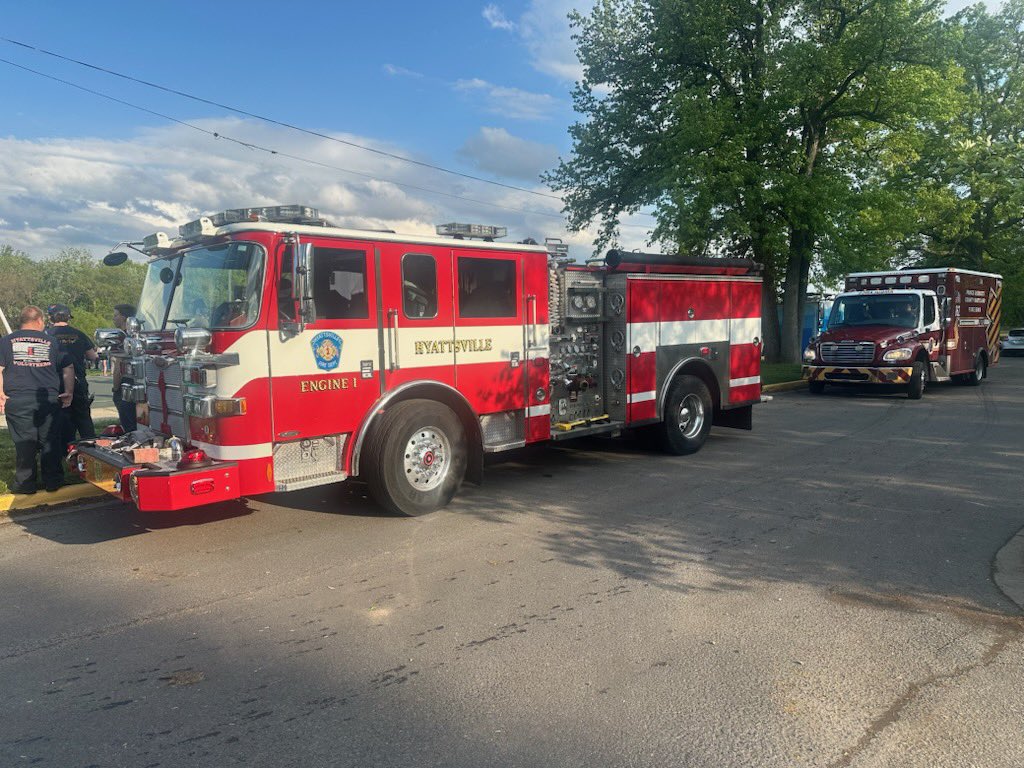 Members stayed busy this past weekend, beginning with dinner from <a href="/umdAlphaPhi/">Alpha Phi Maryland</a>. On Saturday, we joined <a href="/OldNavy/">Old Navy</a> for their public safety event and ended with Engine &amp; Ambulance 1 attending the <a href="/HyattsvilleMD/">City of Hyattsville</a> 139th Anniversary Celebration. Thank you to those who said hello! #hv1fd