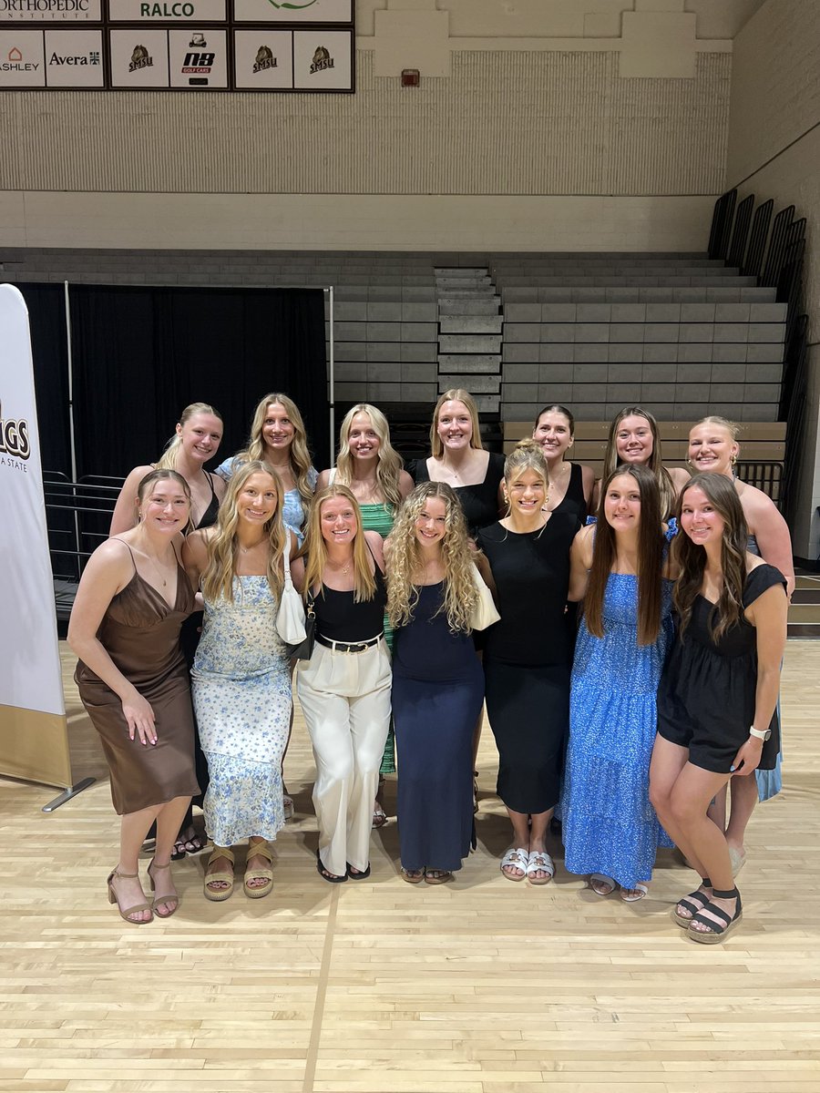 Had the best time celebrating all Mustang athletes at the MAAC last night!🐴🌟