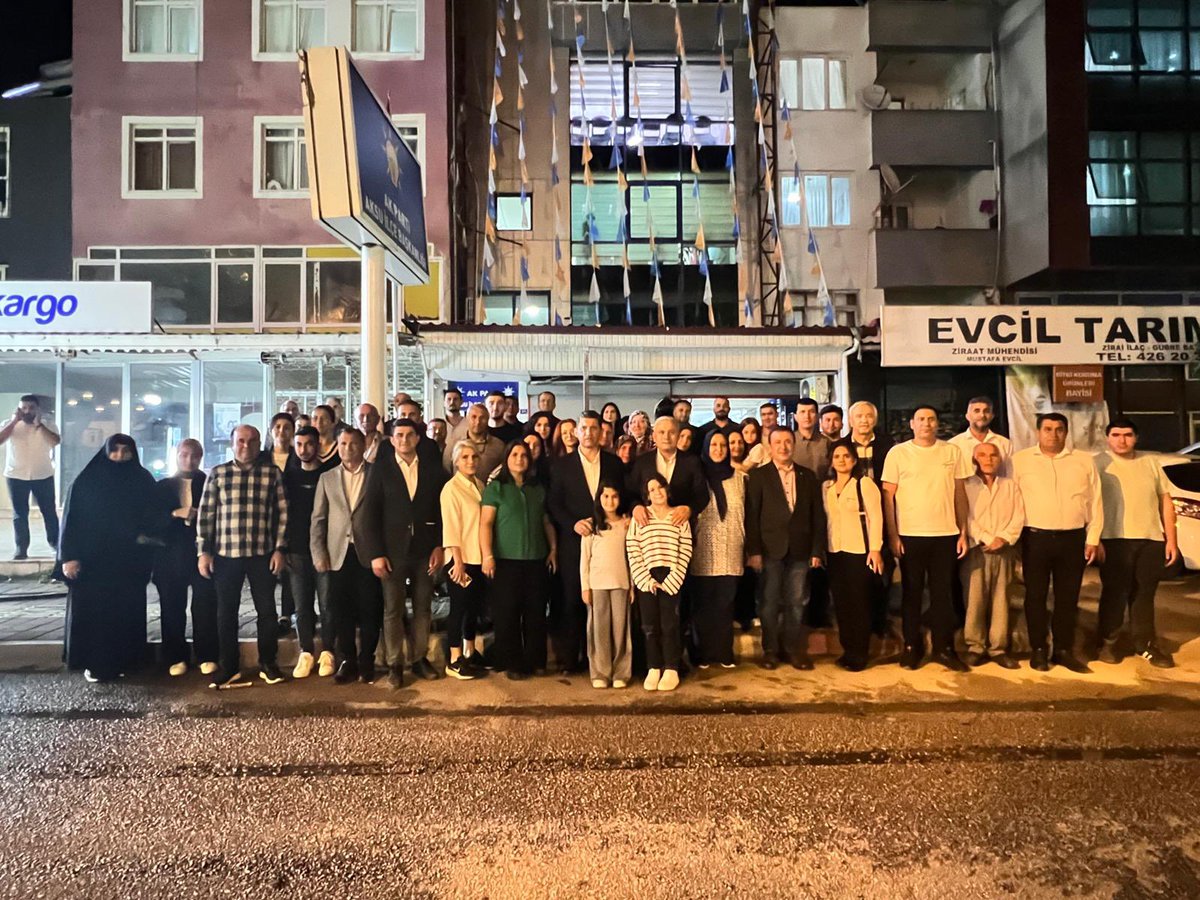 📍AKSU
İlçe Teşkilatımızdayız…
Yönetim kurulu toplantımızı gerçekleştirdik. 

İlçe teşkilatımızın değerli üyeleriyle çalışmalarımızı değerlendirdik, konuştuk. 
#DurmakYokYolaDevam