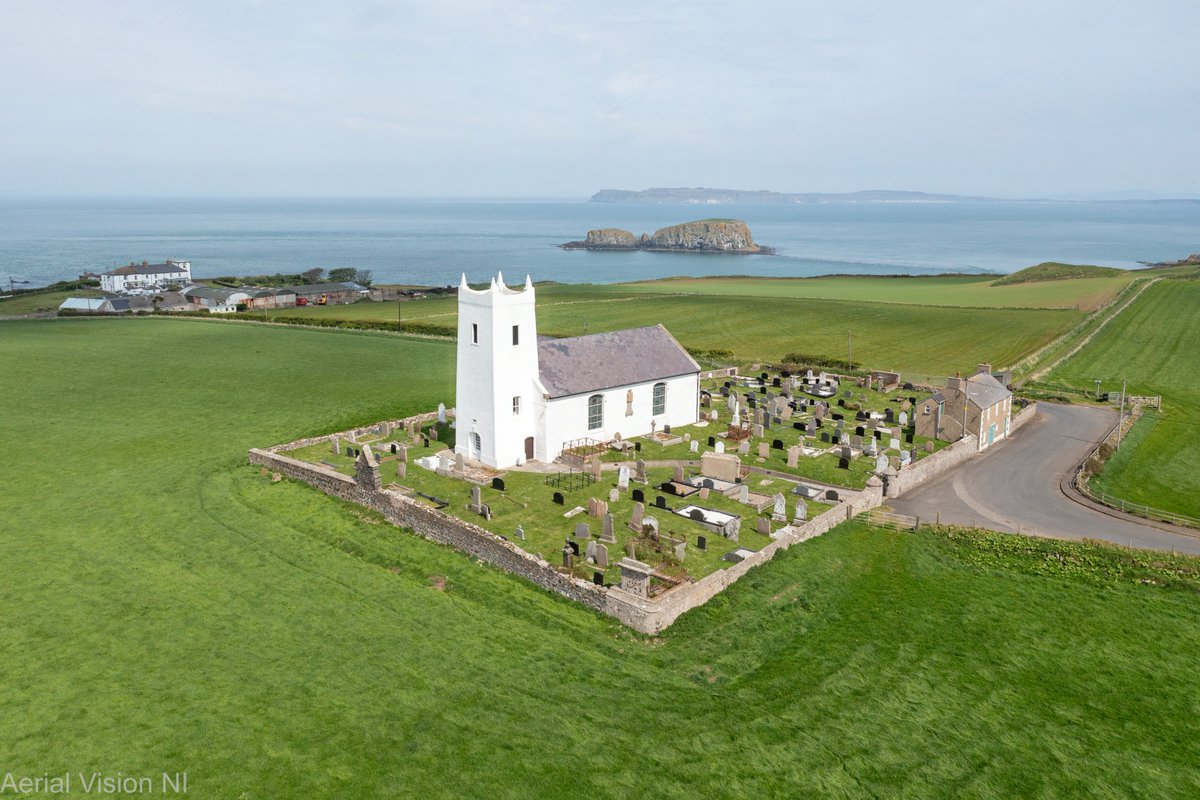 aerialvisionni's tweet photo. Ballintoy Harbour not only holds a special place in visitors hearts because of Game Of Thrones, it has held that place long before with its stunning stacks, secret beach, beautiful church and breath taking views out to Sheep Island and beyond to Rathlin Island @VisitCauseway https://t.co/VqONAza4KK