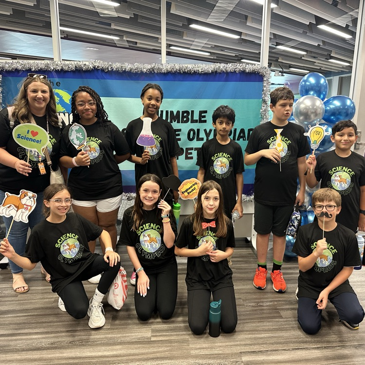 HumbleISD_FE's tweet photo. Our Science Olympiad team rocked it at today's competition! We won 3rd place at one of the events and won most spirited! #ProudtobeaBulldog https://t.co/ilQTHjkJJ7