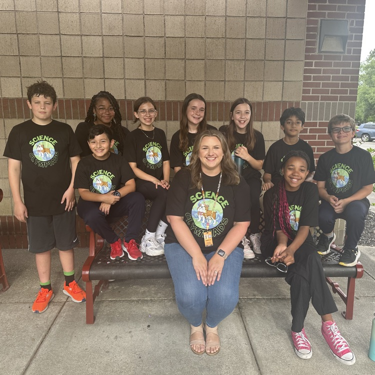 HumbleISD_FE's tweet photo. Our Science Olympiad team rocked it at today's competition! We won 3rd place at one of the events and won most spirited! #ProudtobeaBulldog https://t.co/ilQTHjkJJ7