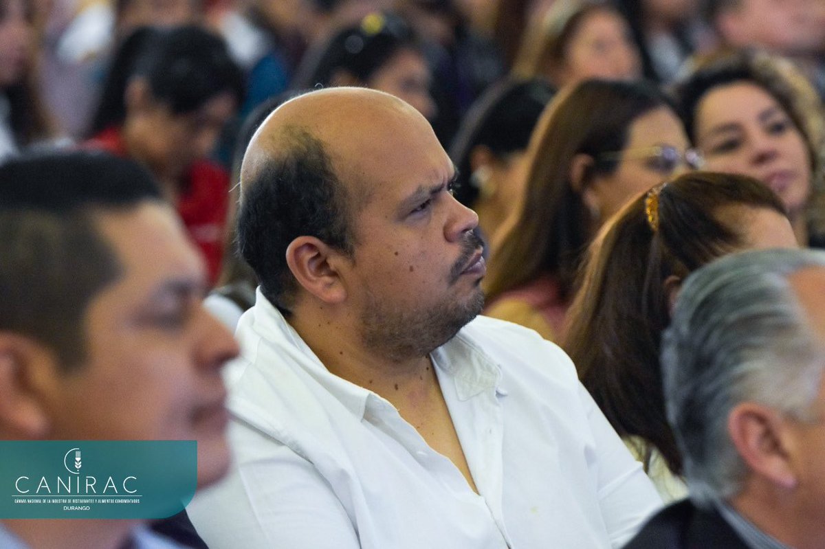 CaniracDgo's tweet image. ¡¡Comienza Fábrica de Negocios, un espacio en el que se buscará unir empresas locales con internacionales, para así impulsar y fortalecer el desarrollo económico en en el estado. ✨👏🏻

#Dgo #Unidad #Fortaleza #Economía