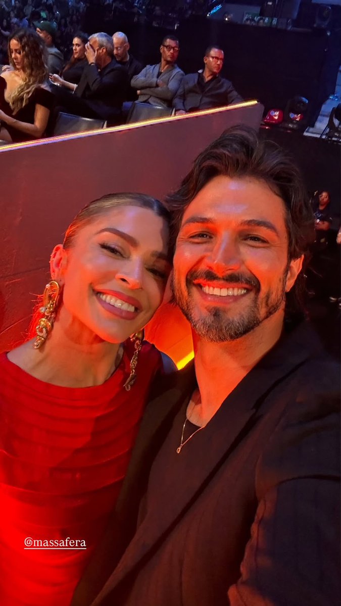 luvhsdid's tweet photo. Irmãs, vencemos MUITO. 

Romulo Estrela foi confinado no elenco de #TrêsGraças ao lado de Grazi Massafera e Sophie Charlotte. 

GRAZI E ROMULO EM UMA NOVELA DE NOVO É UM SONHO https://t.co/sePXcWrVRk