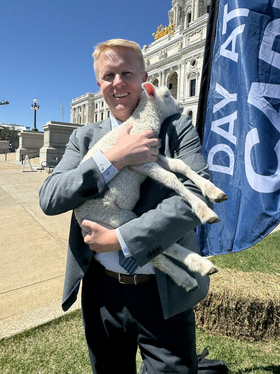 threeriverspark's tweet image. Representative Andrew Myers @MyersVote gets a hug on his way to session.