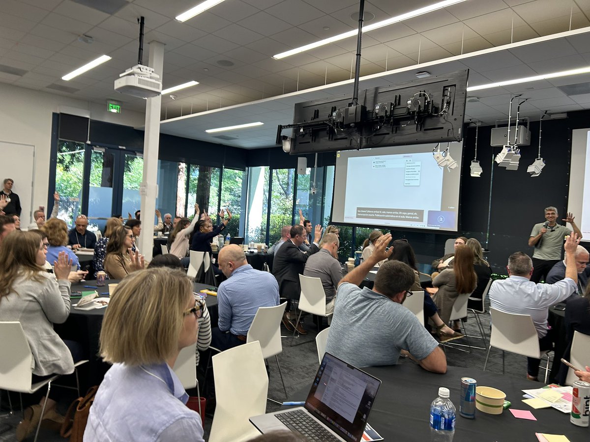 AASAHQ's tweet image. What an unforgettable three days! 🚀

From @GoogleForEdu HQ to @StanfordEd, our #InnovationForTransformation Consortium participants explored the cutting edge of AI, experiential learning, and systemwide innovation to better serve students. 

#AASA (1/2)