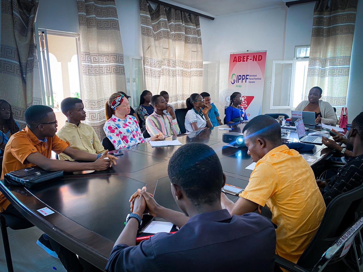 MAJ/YAM RDC🇨🇩 (@majrdcongo) on Twitter photo Avec l’appui de la coordination régional ABEF-ND Grand Kasaï, les jeunes MAJ ont organisé un atelier de renforcement des capacités sur l'hygiène en période de menstrues en marge de la journée mondiale de l’hygiène menstruelle
<a href="/abefnd_rdc/">ABEF-ND RDC</a>
<a href="/IPPFAR/">IPPFAR</a>
<a href="/PlacideKayombo/">Dr Placide Kayombo</a> Avec l’appui de la coordination régional ABEF-ND Grand Kasaï, les jeunes MAJ ont organisé un atelier de renforcement des capacités sur l'hygiène en période de menstrues en marge de la journée mondiale de l’hygiène menstruelle
<a href="/abefnd_rdc/">ABEF-ND RDC</a>
<a href="/IPPFAR/">IPPFAR</a>
<a href="/PlacideKayombo/">Dr Placide Kayombo</a>