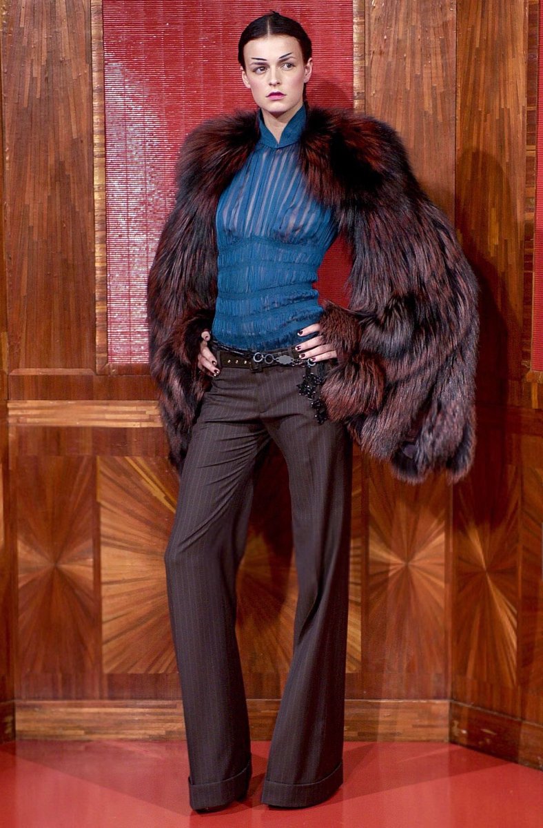trybejpg's tweet photo. Jean Paul Gaultier Fall 2001 https://t.co/iho1zyki6n