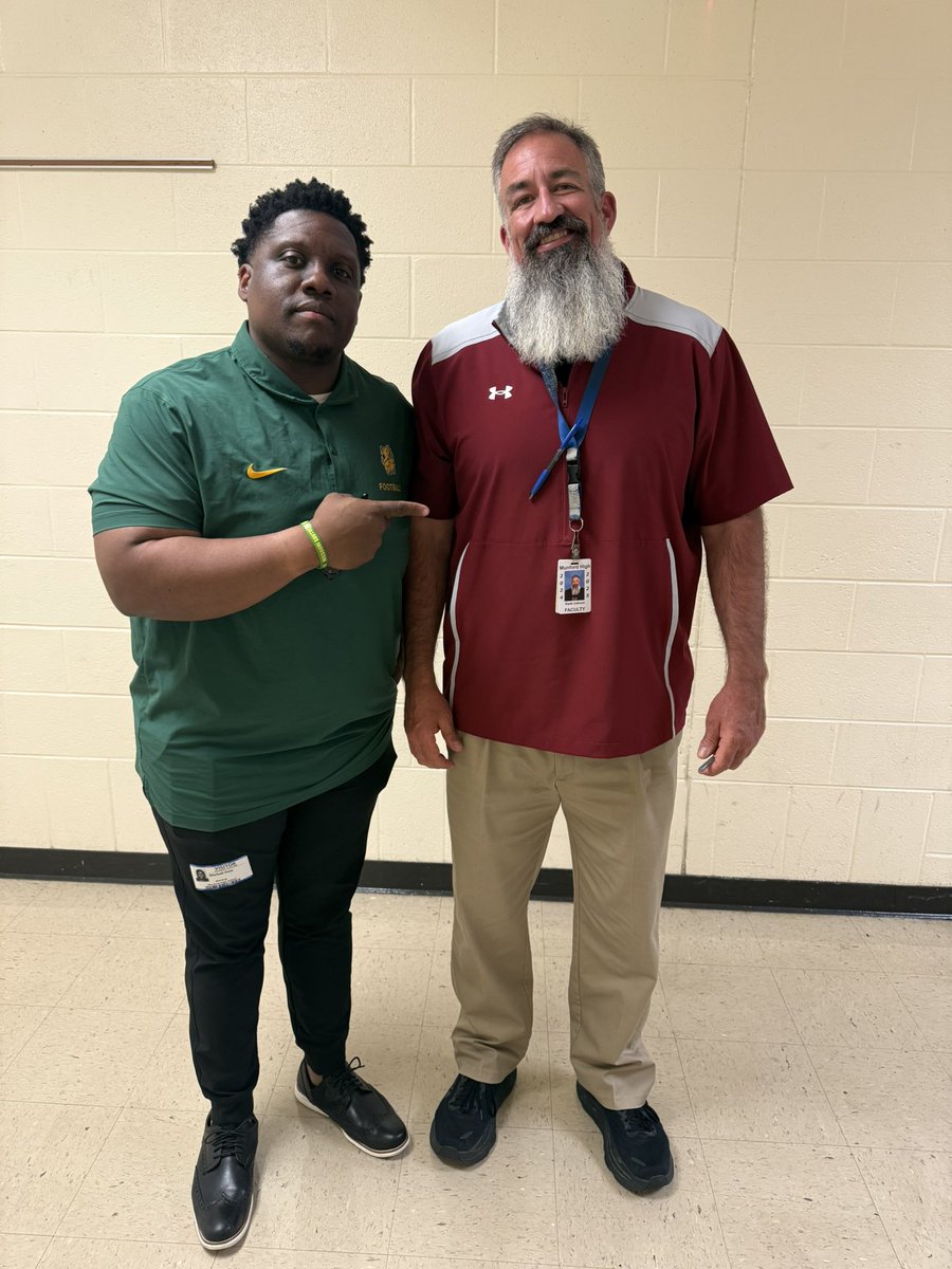 Thank you <a href="/CoachMPete/">M. Pete</a> and <a href="/MOSOFootball/">Missouri Southern Football</a> for stopping by!
#MunfordMade #GoCougs🐾