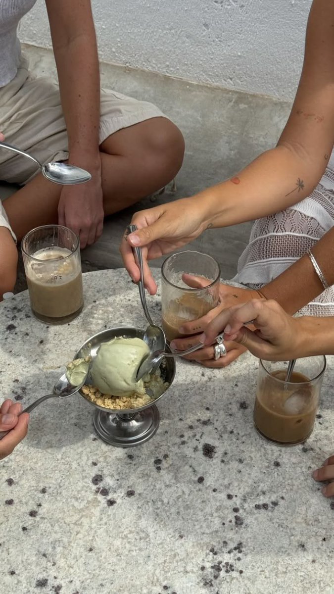 pradavante's tweet image. feels like summer ☀️