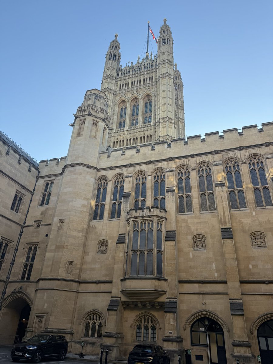 Nicola 🏴󠁧󠁢󠁷󠁬󠁳󠁿🏊‍♀️☕️🐶 tweet media