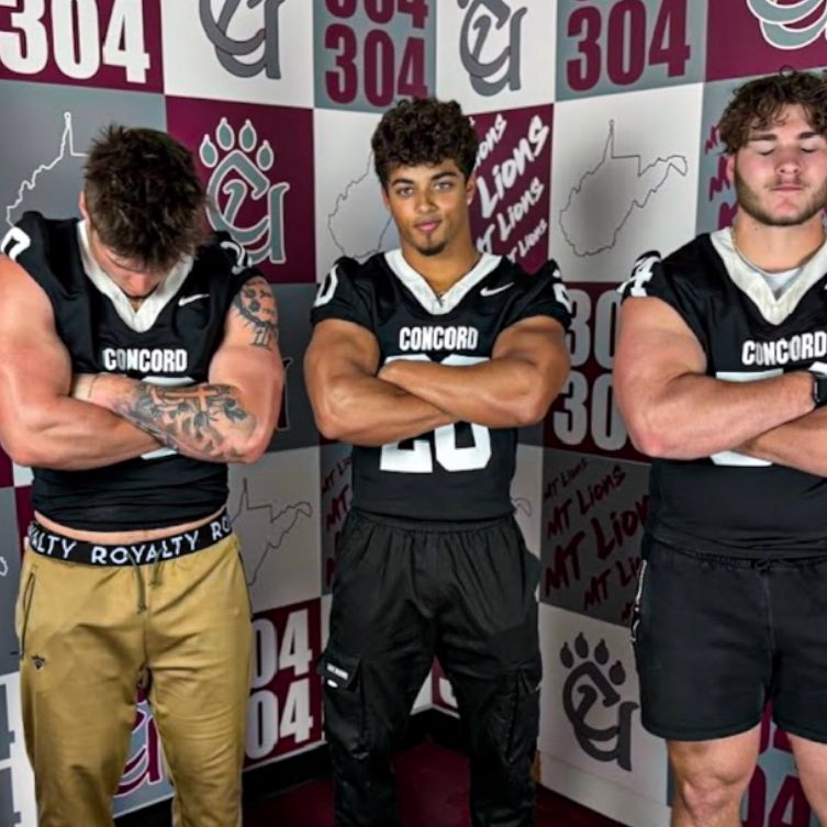 _alexboyce_'s tweet image. Great visit today at Concord University !!
Thank you @coachJZimmerman @CoachDCJohnson @CUCoachEdwards @CoachDylanQuick @Coach_DWhitney @ConcordFootball
@210ths @GordonCohagan @PAELITE7v7 @wpialsportsnews @CaryMoyer @BallHawkMedia1 @skydevelopment_