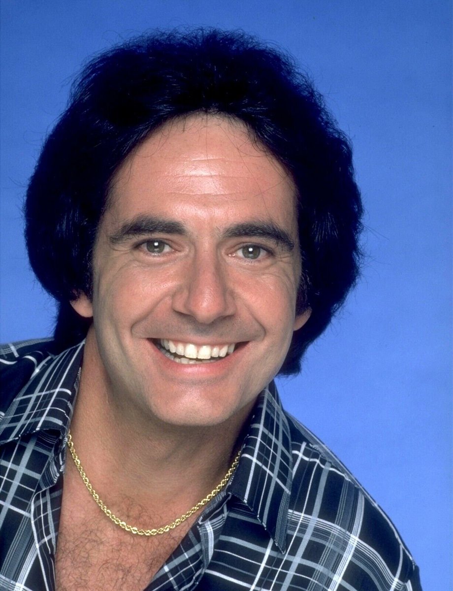 NLCarolynMuse's tweet photo. A #HappyBirthday to film/television/theater actor and television director Richard Kline (81). #Maude #The25000Pyramid #ThreesCompany #TheRopers #ThreesaCrowd #ItsaLiving #TheBoldandtheBeautiful #NoahKnowsBest #TheAmericans #BlueBloods #AroundtheSun https://t.co/RbHW5KpOfG