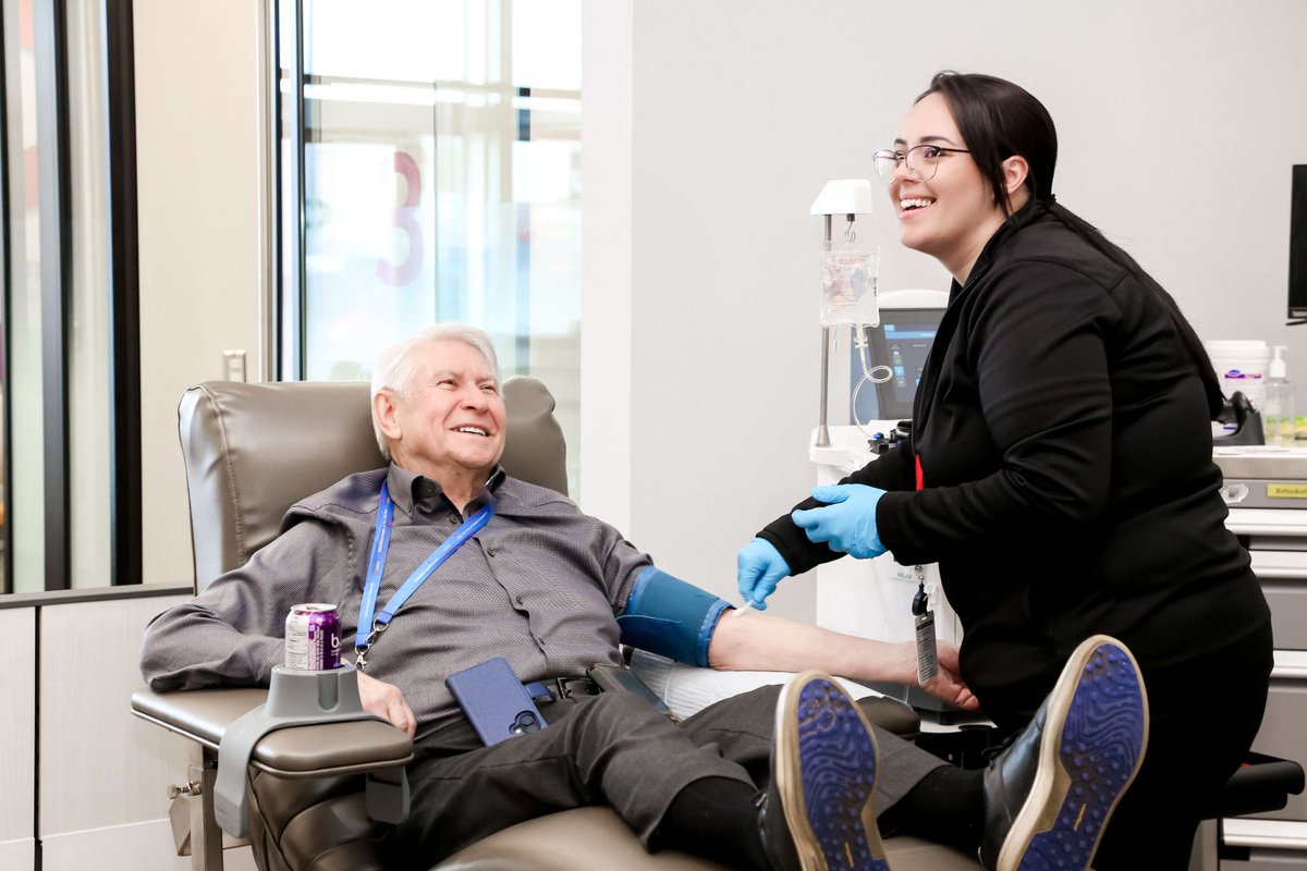 Canadian Blood Services (@canadaslifeline) on Twitter photo Mayor <a href="/kenboshcoff/">Ken Boshcoff</a>, MPP <a href="/LiseVaugeois/">Lise Vaugeois</a>, vice-president of collections Liz Stucker & centre manager Natalie Collings join Lauren Murray to the ribbon at the grand opening of our new donor centre in Thunder Bay. Book an appointment today to donate at ow.ly/6fXF50VJVvr Mayor <a href="/kenboshcoff/">Ken Boshcoff</a>, MPP <a href="/LiseVaugeois/">Lise Vaugeois</a>, vice-president of collections Liz Stucker & centre manager Natalie Collings join Lauren Murray to the ribbon at the grand opening of our new donor centre in Thunder Bay. Book an appointment today to donate at ow.ly/6fXF50VJVvr