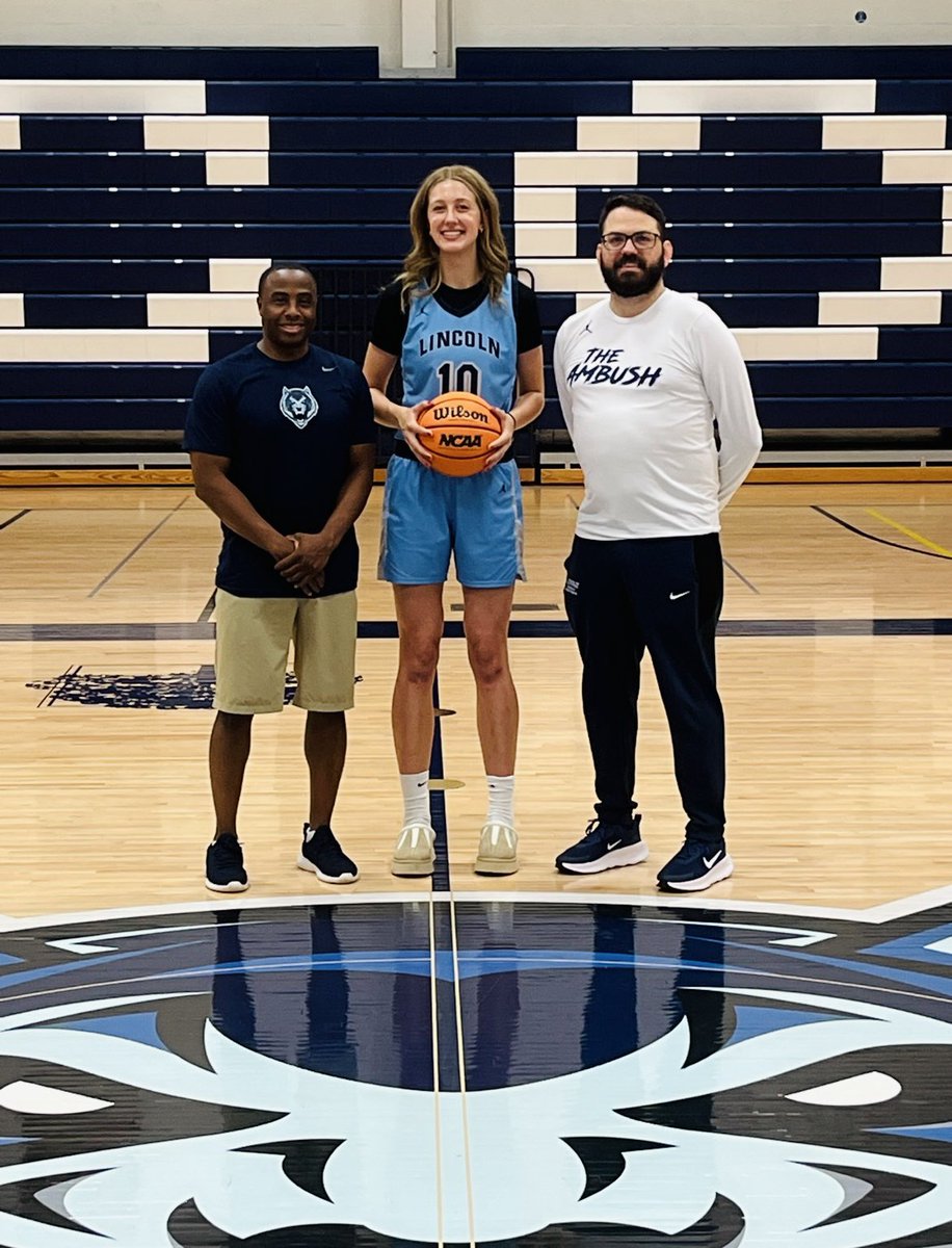 avabruner_0's tweet image. Grateful to announce I have received an offer from @LUMO_WBB ! Thank you @Ahouston5 for the opportunity to come up! Go Blue Tigers π€ππ©΅!!
@tford12kc @coachholland93 @dellalamb_bball @CoachRikardNCSA