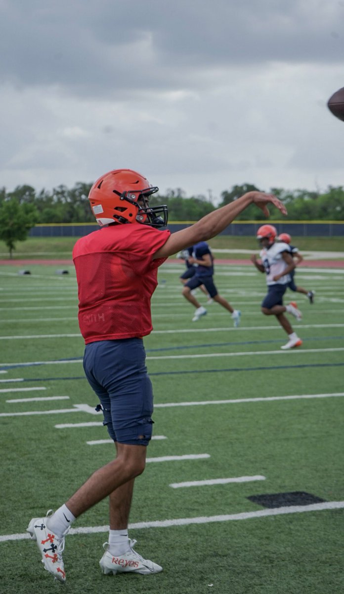 Broncos Country π (@sabrandeis) on Twitter photo It was another great day of Spring Football! Keep trusting the process Broncos! Go Broncos! <a href="/Coach_KLewis/">Kemmie Lewis</a> It was another great day of Spring Football! Keep trusting the process Broncos! Go Broncos! <a href="/Coach_KLewis/">Kemmie Lewis</a>