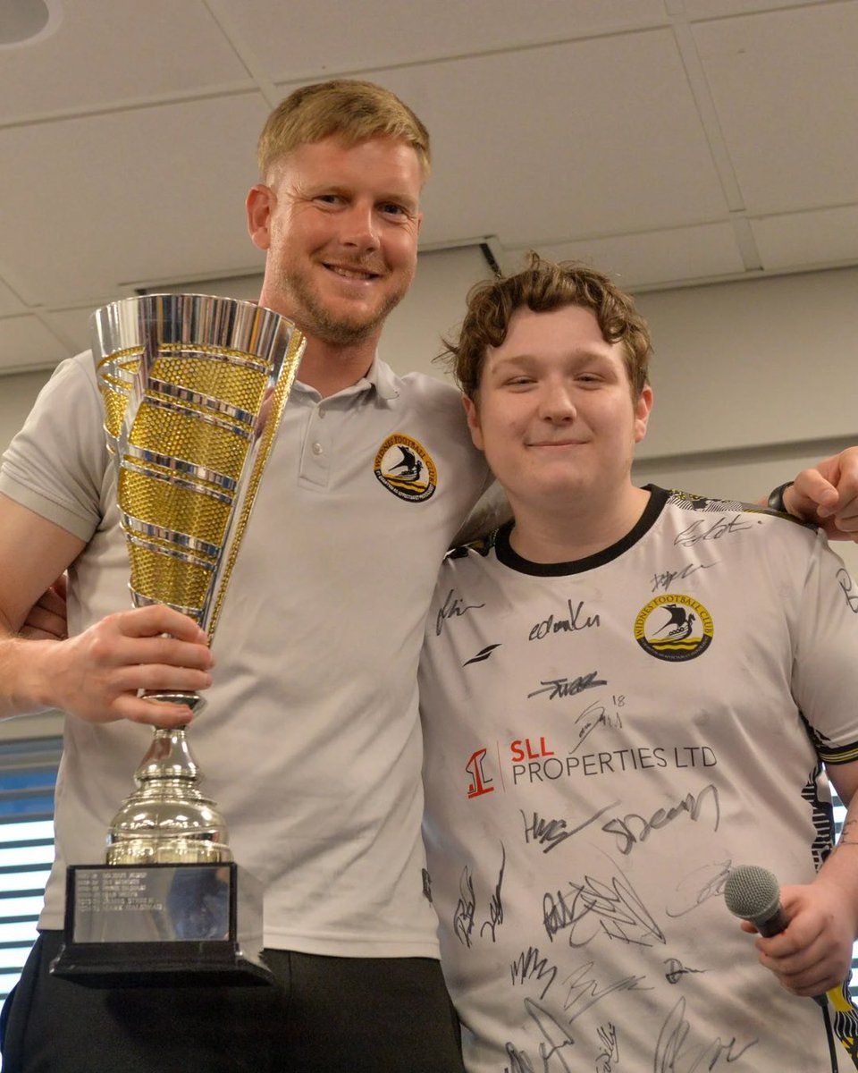 🏆 Your winners at our End of Season Awards 2024/25!

Players’ Player of the Season - Sean Miller
Committee Award - Michael Ellison
Manager’s Player of the Season - Steven Irwin
Supporters’ Player of the Season - Mark Halstead
Golden Boot - James Steele