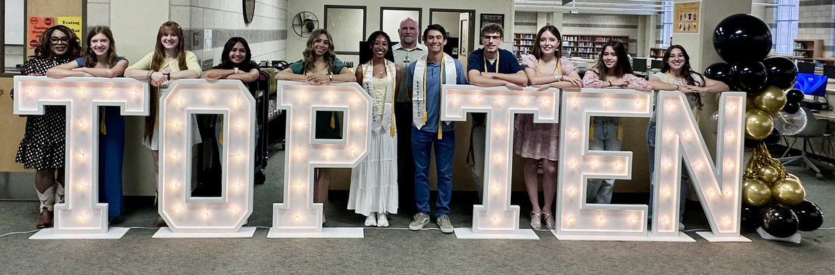 Today we celebrated the accomplishments of our Top Ten Seniors!  We are so proud of all of you, and continue to let your light shine! 🖤💛🩷