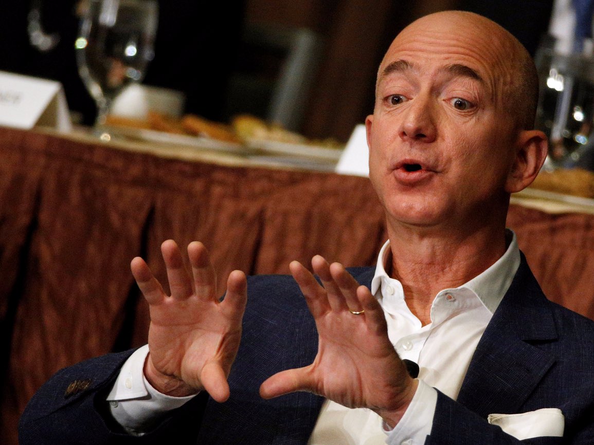 US Plutocrat Jeffrey Bezos unique among US plutocrats in that despite being able to afford many things, cannot afford respect from others.