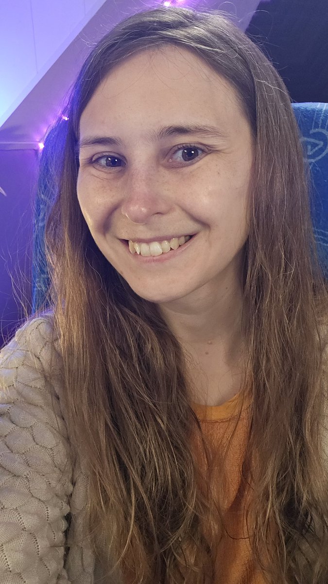 Live with Beholder Conductor

Twitch.tv/trui

#gifted