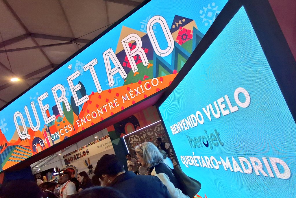 🇲🇽 QUERÉTARO HACE HISTORIA CON PRESENTACIÓN DE NUEVO VUELO DIRECTO A MADRID CON IBEROJET 🇪🇸

#TianguisTuristico✈️ | En este momento se lleva a cabo la presentación del nuevo vuelo directo Querétaro-Madrid el cual será operador por la aerolínea española #Iberojet.

La presentación