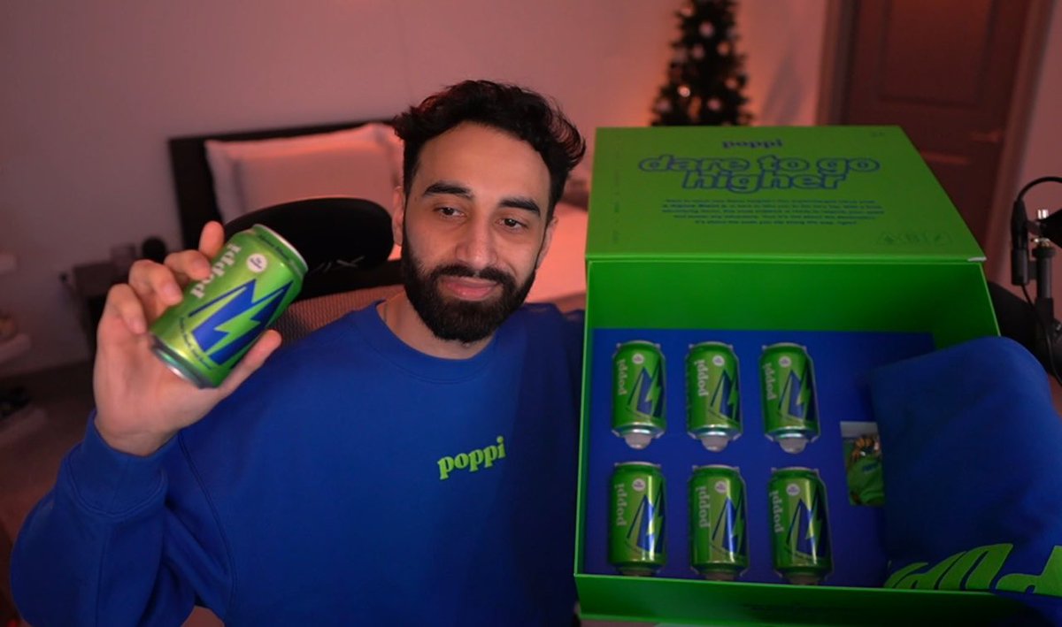 Celebrating our 5 year Twitch partner anniversary with Poppi this year  🎁 #PoppiPartner