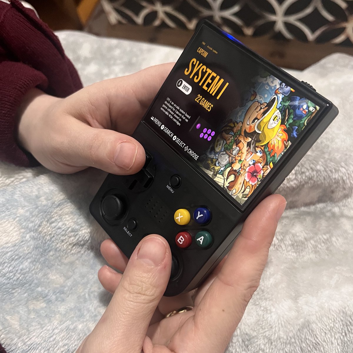 Sevme beni oğlum PS5 hayali kurarken el atarisi alırım üzülürsün