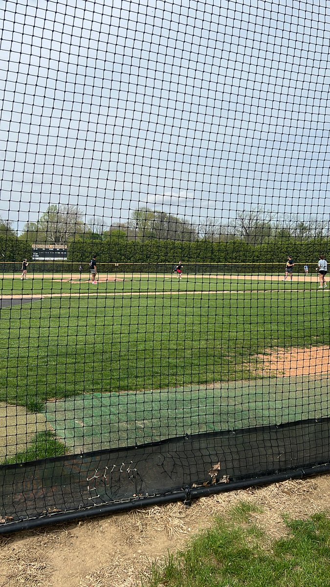 Came out to watch some slow pitch factually vs students <a href="/Coach_B_MU/">Aeneas Bell</a> <a href="/MU_SpartanFB/">Manchester Football</a> #greyteam #spartanchallenge