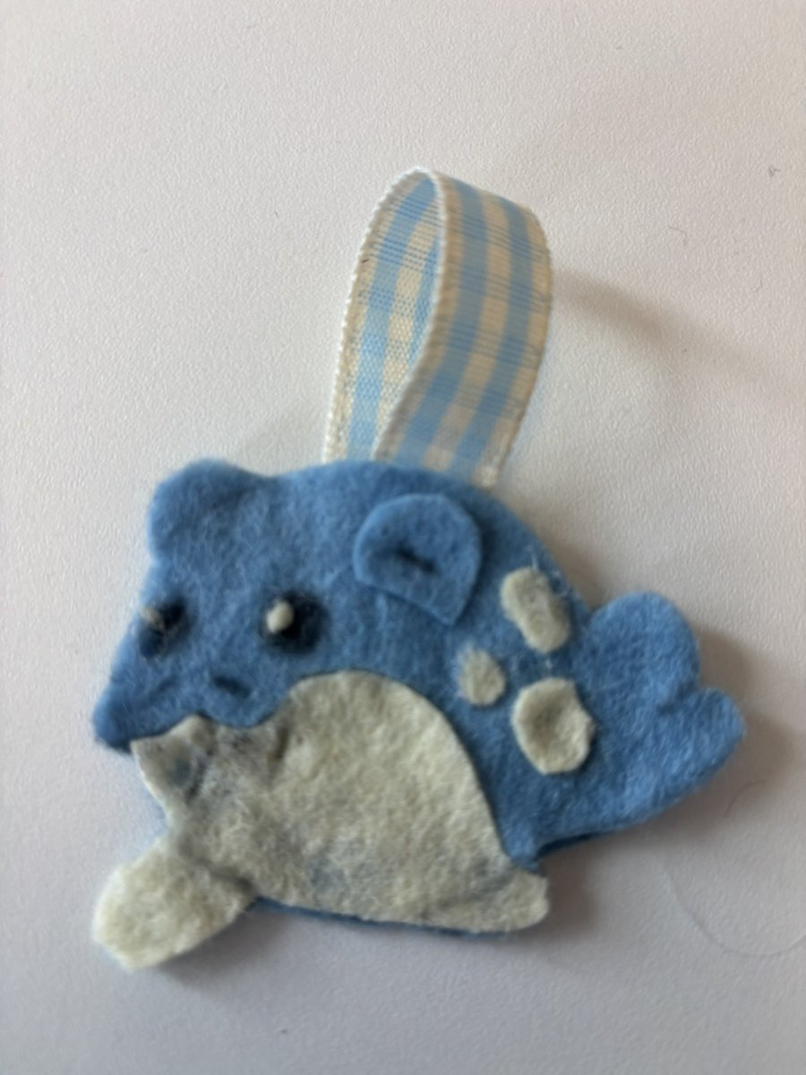 A lovely relaxed morning with our ladies  in the art room creating some lovely pieces.
#TeamTaylor 
<a href="/PennineCareNHS/">Pennine Care NHS FT</a> 
<a href="/KateMeskell/">Kate Meskell</a> 
<a href="/sodelafo/">David Milligan-Croft</a> 
<a href="/annHallamNhs/">Ann 💙</a> 
<a href="/AmberMoores3/">Amber Moores</a>