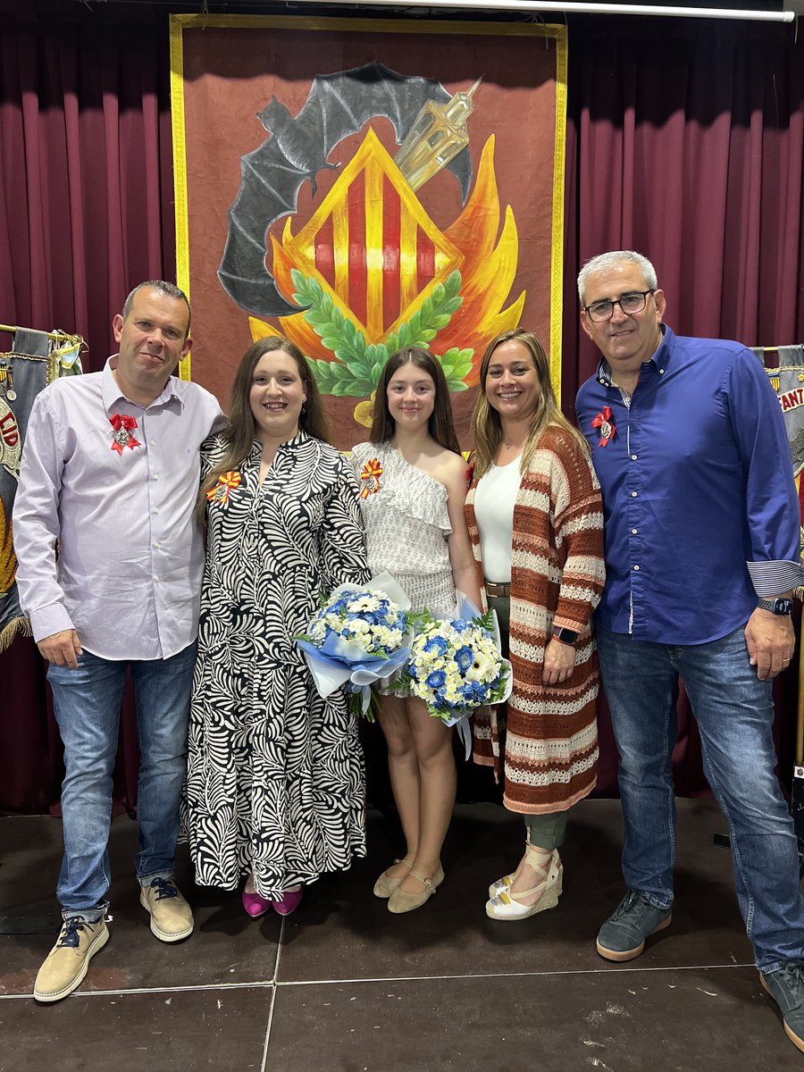 La Falla l'Eliana - Cid ha nombrado en Junta General Ordinaria a los representantes de 2026 recayendo en Martina García Díaz como Fallera Mayor Infantil y Judith Salido Blasco como Fallera Mayor. Desde aquí le damos la enhorabuena y les deseamos que disfruten de su reinado.