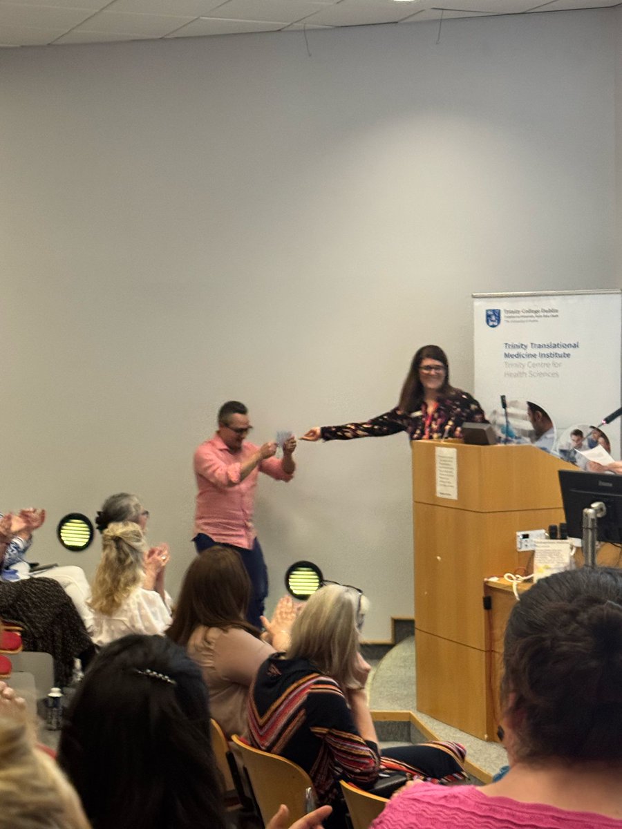 critcarenursSJH's tweet photo. Top poster was the End of Life Initiative 'Heartbeat in a bottle' @ailbheodonnell_  followed by 'ICU Nurse attitudes to Weaning' by @calebitto Top QI presentation was the Virtual Reality Rehabilitation project presented by our physio colleagues! Well done everyone 💪🏻⭐🥇🥈🤩 https://t.co/ebNbDKhzV1