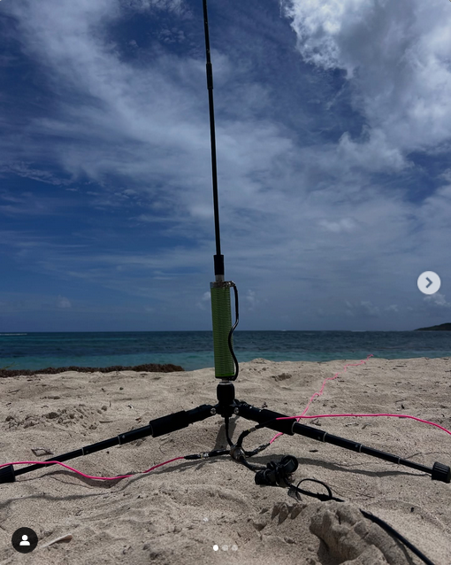 M1eccAntennas's tweet image. W4TPZ, Parka on the Air VI-0005 St. Croix #hamradio #morsecode #slidewinderdx