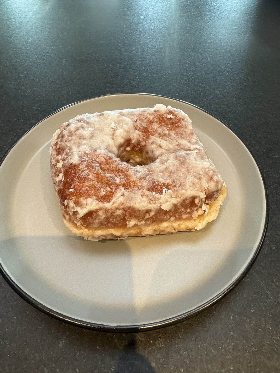 Doughnuts before deadlifts
