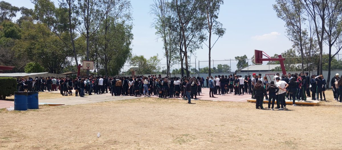 ConalepIxtapal's tweet photo. El día de hoy participamos en el #MegaSimulacro con el objetivo de fomentar una cultura de prevención en nuestra comunidad.

@rrocio 
#ApasionadamenteCONALEP
#OrgullosamenteCONALEP
#ElPoderDeServir https://t.co/AUsdv0HLox