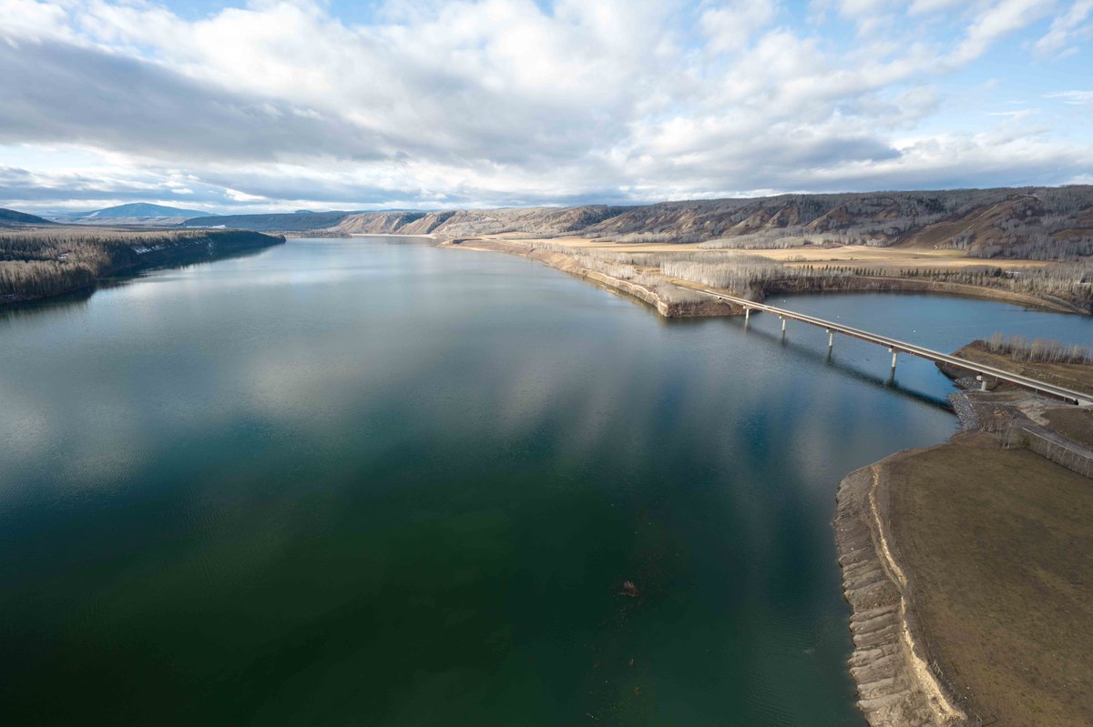 sitecproject's tweet image. The Site C reservoir has been filled, but there are still hazards as the surrounding land continues to stabilize. Please stay off the water and away from the shoreline.

Geotechnical engineers are continuing to monitor and assess the slopes. Learn more: ow.ly/r7j450VK1Ac