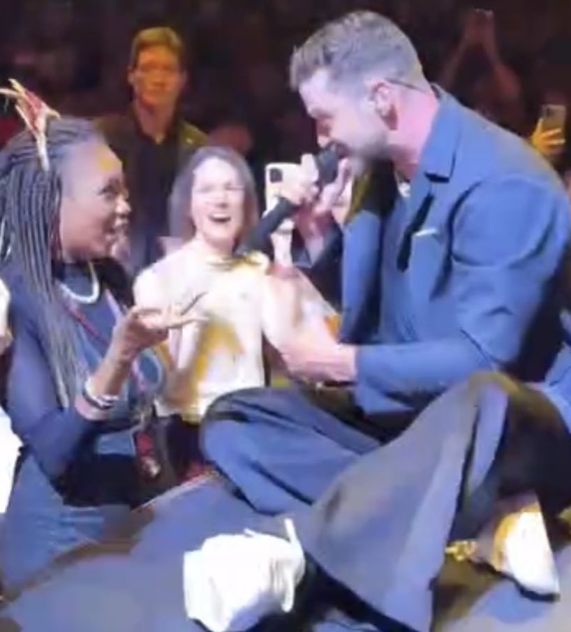 this time last year the forget tomorrow world tour started. this tour was incredible i had sooo much fun making amazing memories with amazing humans that ill never forget. 

love you justin randall🥹💗