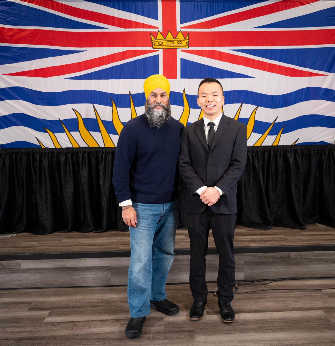 CityOfRMartin's tweet photo. Thank you, Richmond Centre–Marpole! Congrats @ChakAuRichmond. Grateful to @WilsonMiaoRCM, other candidates, &amp; my incredible volunteers — your heart powered this campaign. Thanks Keefer Pelech for your steady support &amp; @theJagmeetSingh for inspiring this journey. Onward! https://t.co/7Z7O7xhD4d