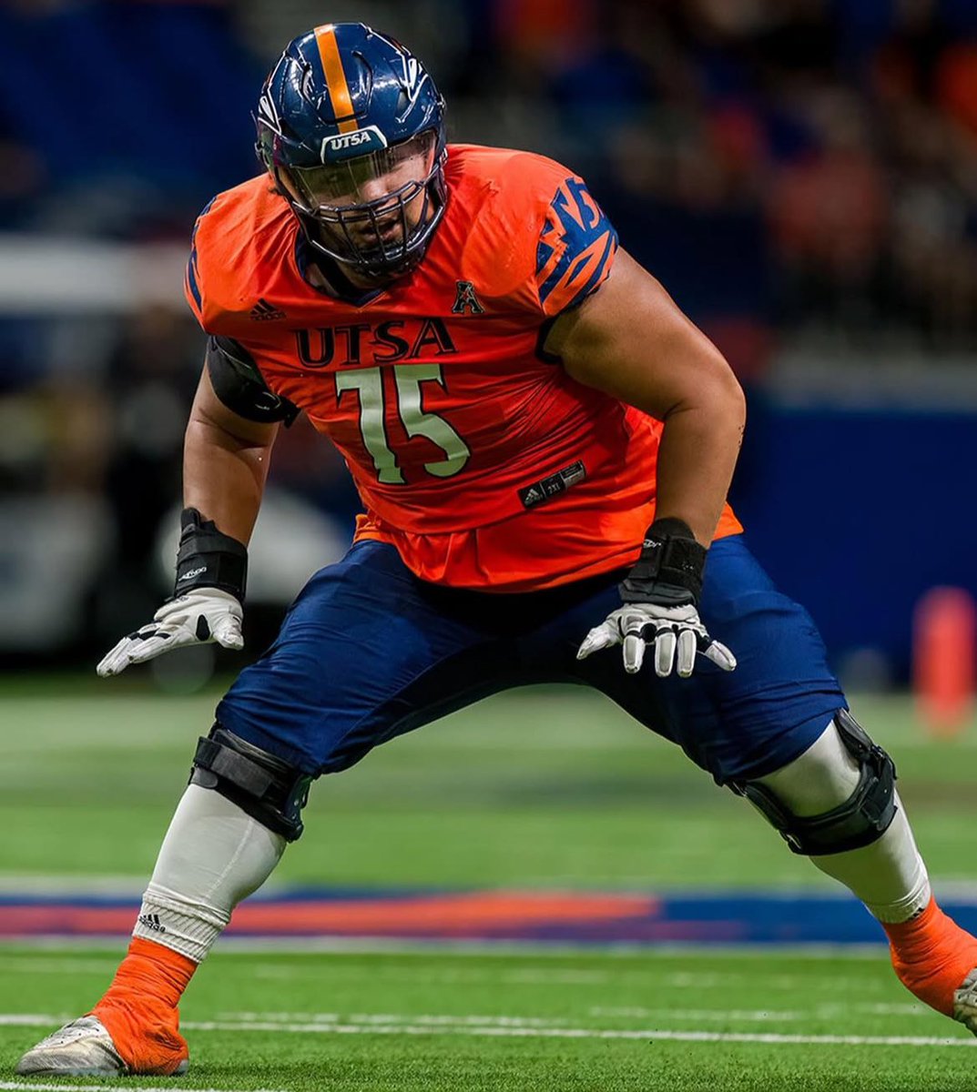 #AGTG Blessed to receive my 5th d1 offer from <a href="/UTSAFTBL/">UTSA Football 🏈</a>!! <a href="/Coach_TWard/">Trey Ward</a> <a href="/ThardiN1235/">Ty Hardin</a> <a href="/ReedHill_76/">Reed Hill</a> <a href="/TupeloAthletics/">Tupelo Athletics</a>
