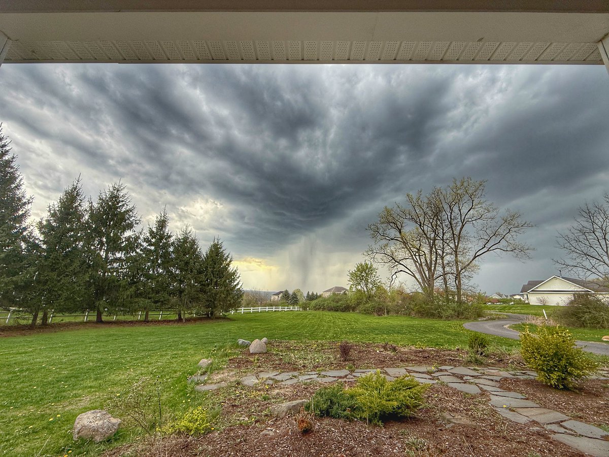 TheSkepticalV's tweet image. Pre-storm front porch view. #Ithaca