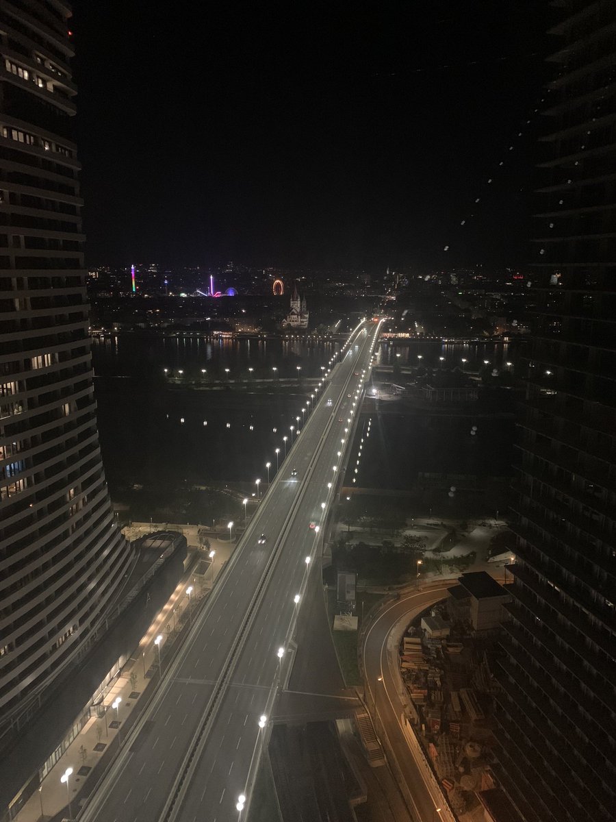 Day and night in Vienna. EGU conference. To bad I am not spending a lot of time in this room - so many awesome talks and posters to see. 
#nanoplastics
#microplastics