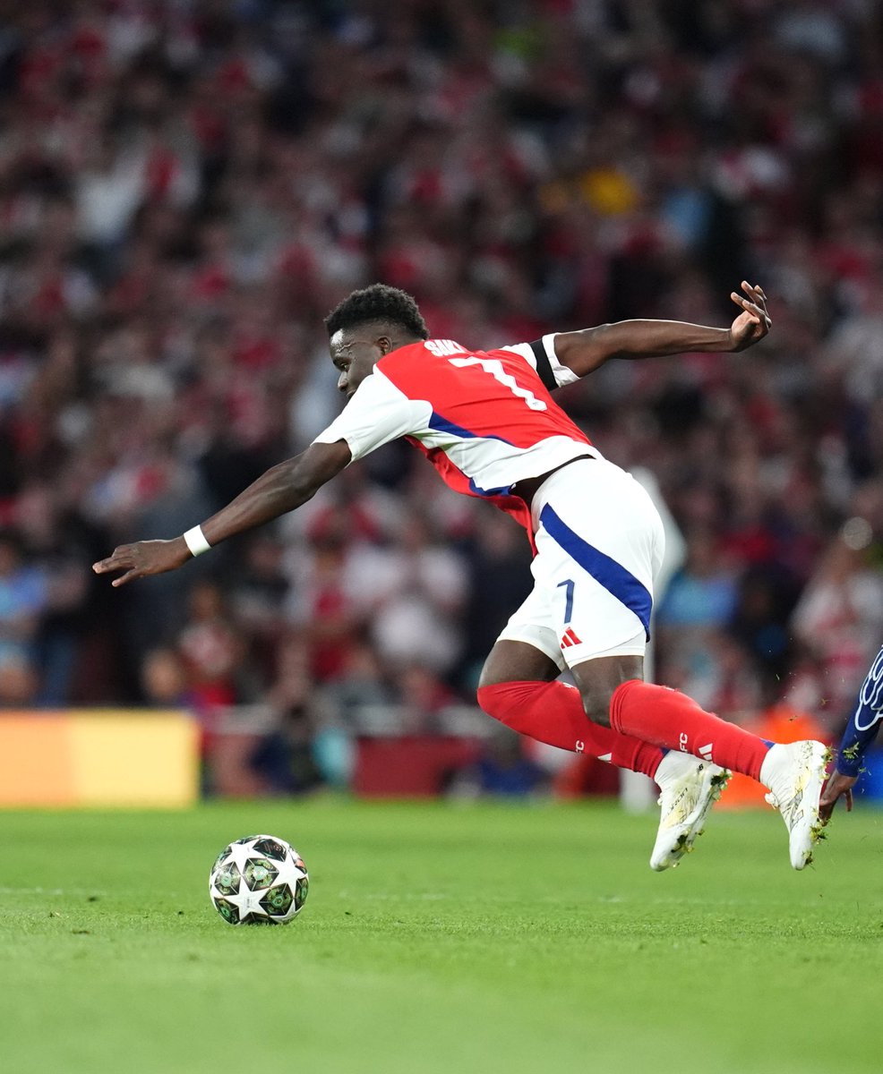 _BeFootball's tweet photo. Nuno Mendes 🇵🇹 a 𝗘́𝗧𝗘𝗜𝗡𝗧 Bukayo Saka 🏴󠁧󠁢󠁥󠁮󠁧󠁿🥶 https://t.co/UKbmzq2Jd8