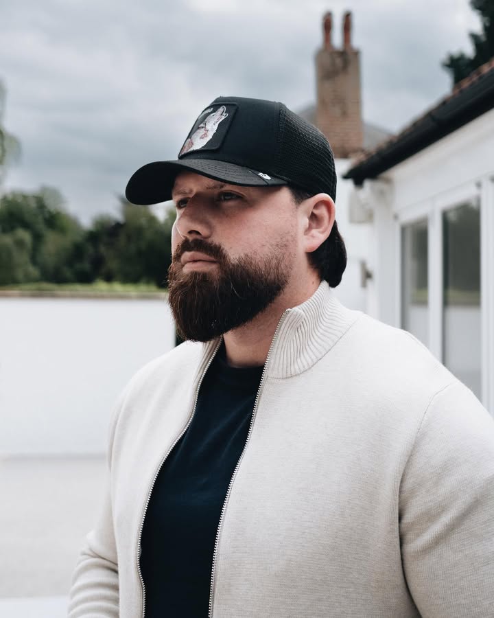 ClintonJake986's tweet image. How big would you dream if you knew you couldn’t fail.

This is mentality you need to adopt if your goal is to become a successful trader.

Many people even family will doubt you from their own insecurities.

YOU have to be the one resilient enough to keep going, even when you fe