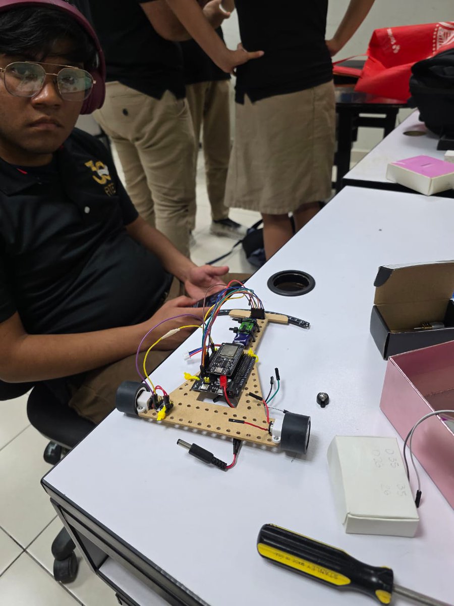 soyfitec's tweet image. #xpofitec en proceso 
Nos vemos el miércoles 7 de mayo, desde las 2 pm @ gimnasio UM.

#umsumando
#montemorelos
Todos invitados! 
bit.ly/xpofitec