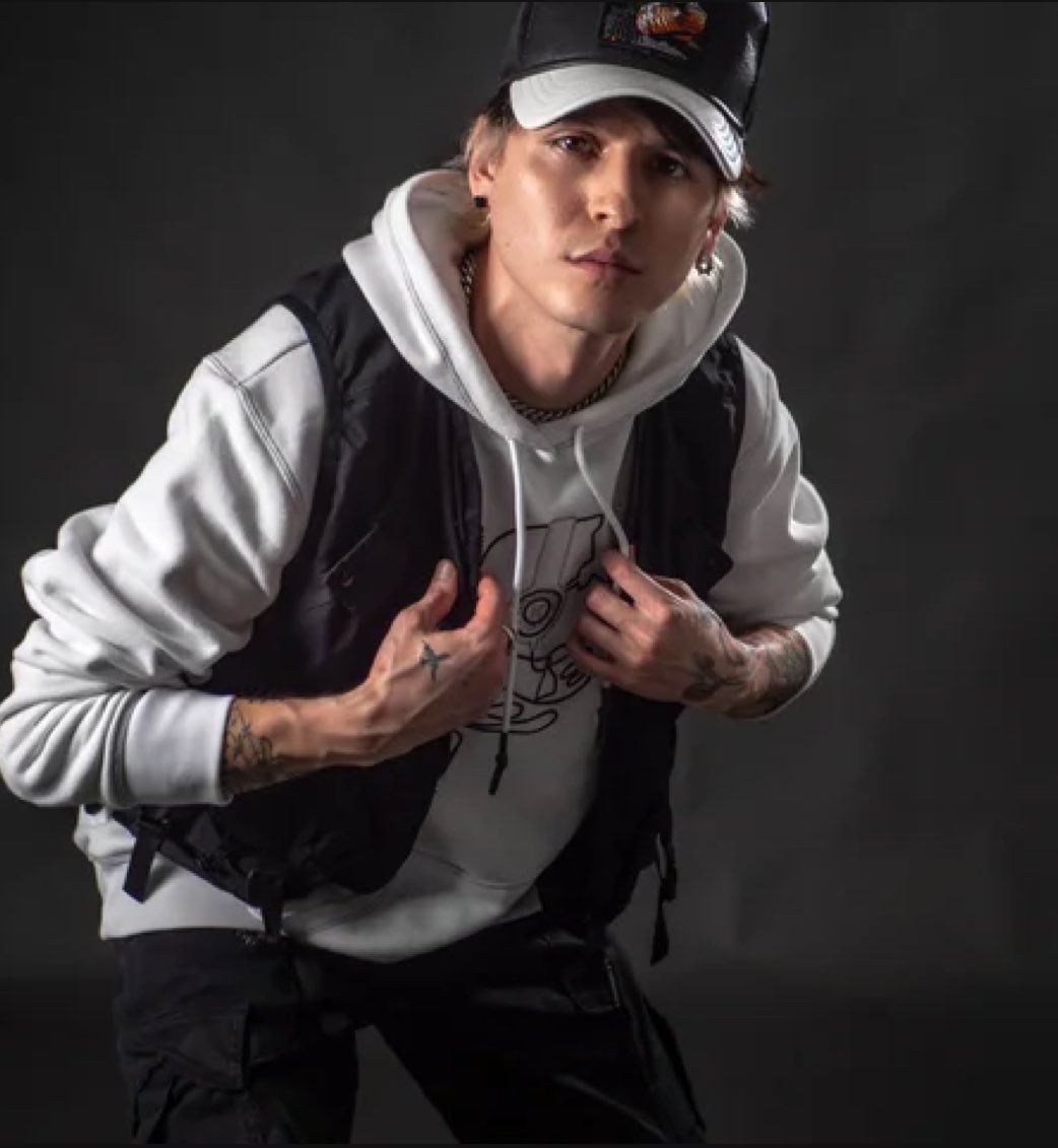 CVNCREWBOL's tweet image. #QUIEREME