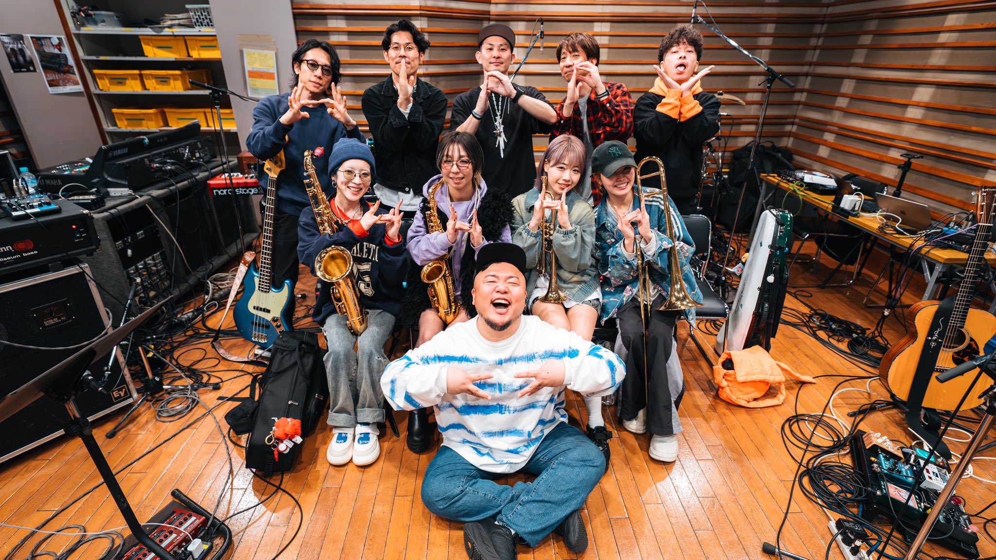 HIPPY 【全国クアトロツアー2025→アリーナ公演決定 HIPPY 【全国クアトロツアー2025→アリーナ公演決定