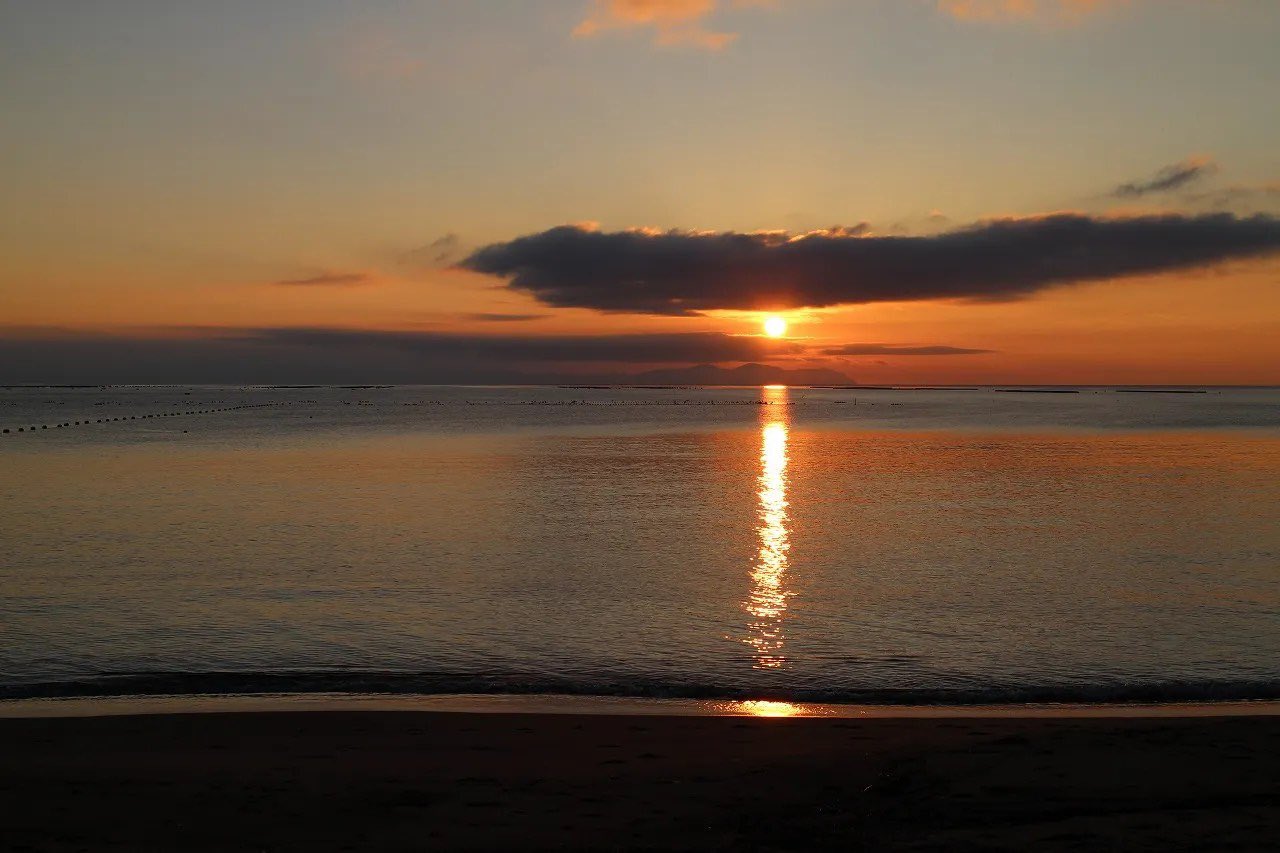 石壁に守られて